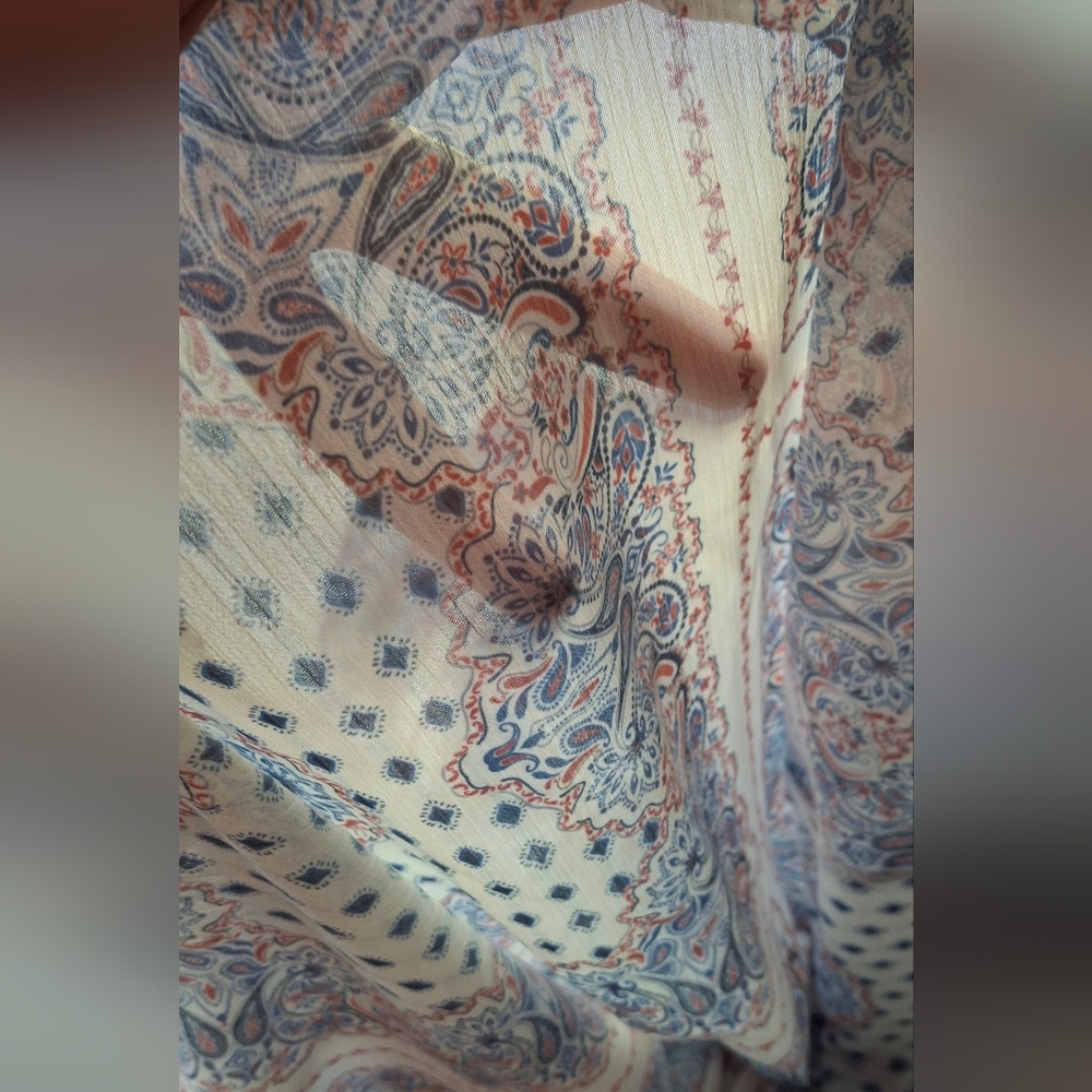 dylan Top - Picture 11 of 14